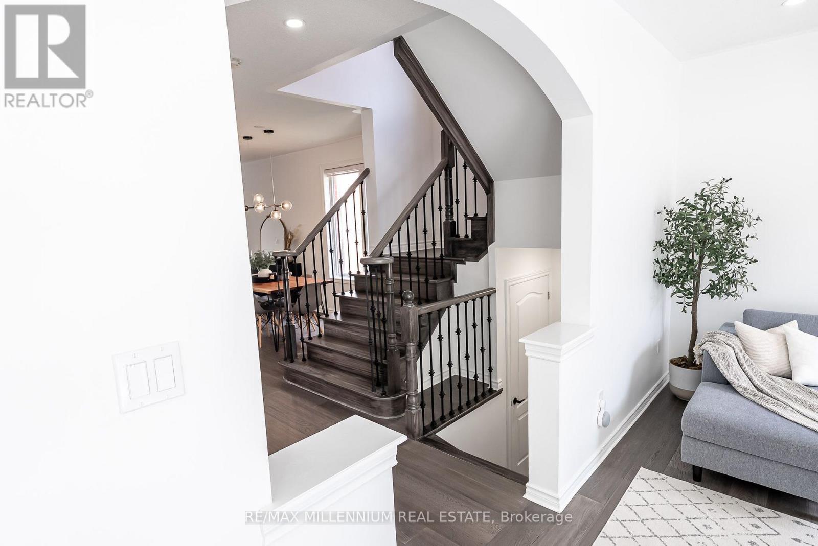 107 Horsedreamer Lane, Whitchurch-Stouffville, Ontario  L4A 0K8 - Photo 20 - N13757048