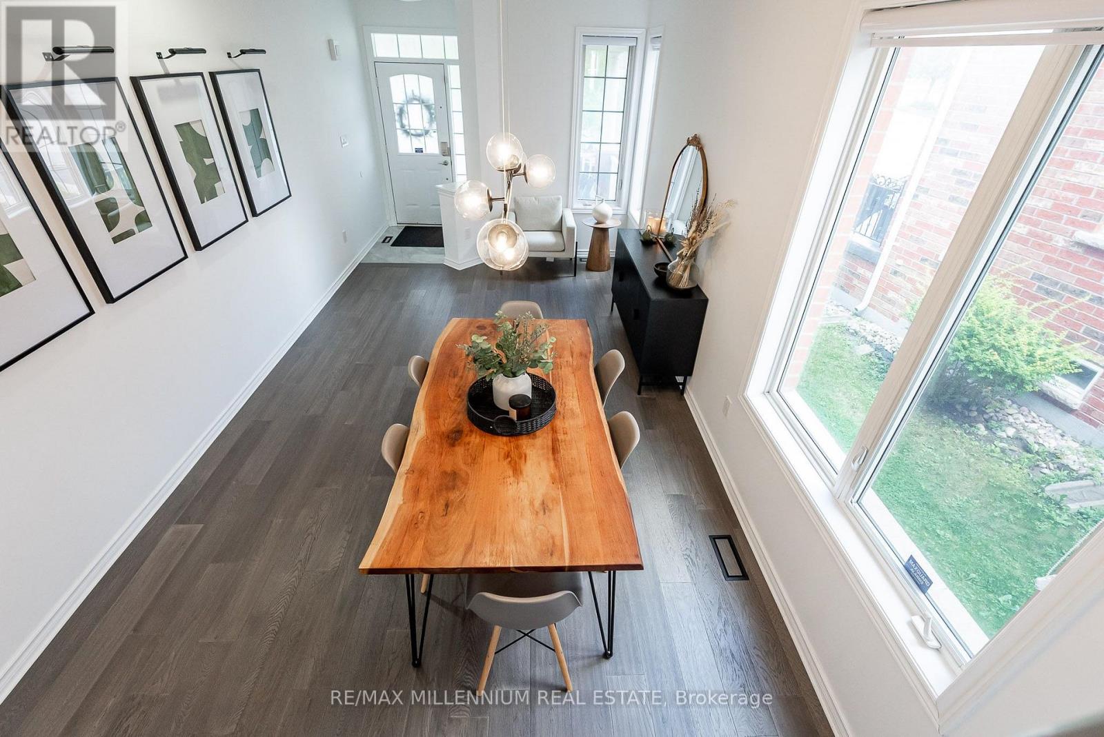 107 Horsedreamer Lane, Whitchurch-Stouffville, Ontario  L4A 0K8 - Photo 6 - N13757048