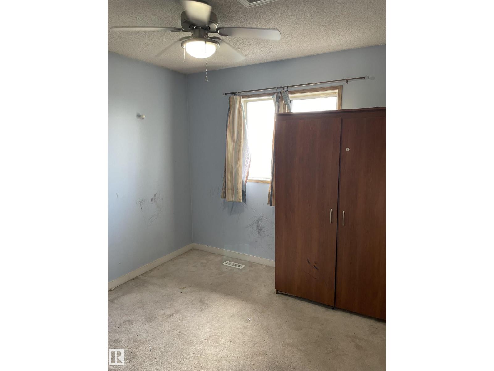 1408 Jefferys Cr NW, Edmonton, Alberta  T6L 6T4 - Photo 4 - E4505368