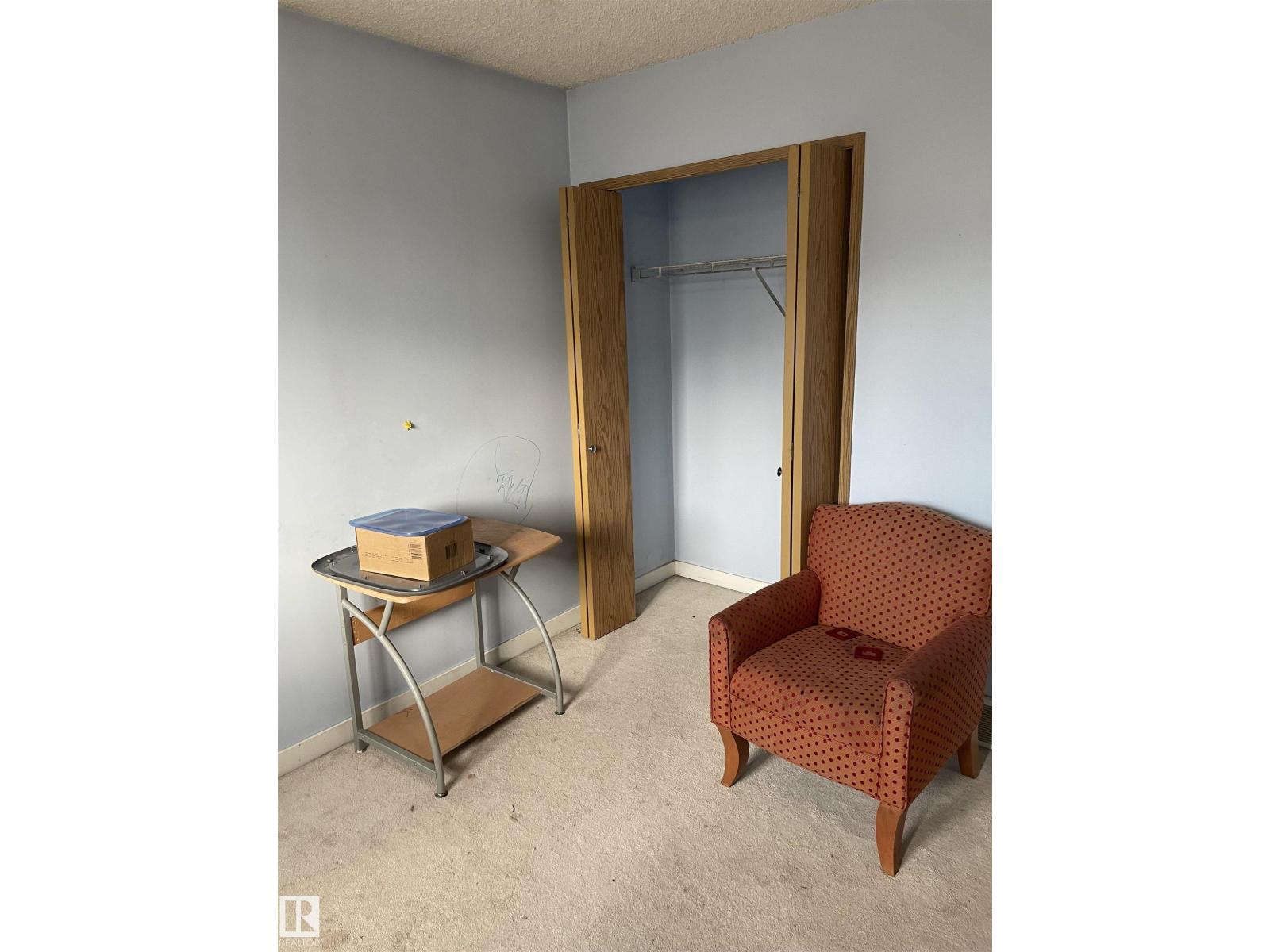 1408 Jefferys Cr NW, Edmonton, Alberta  T6L 6T4 - Photo 3 - E4505368