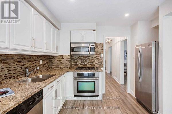 2889 Gulfstream Way, Mississauga (Meadowvale), Ontario  L5N 6K3 - Photo 13 - W13524616