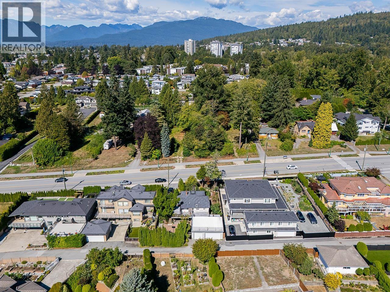 7342 Broadway, Burnaby, British Columbia  V5A 1S2 - Photo 12 - R3162145
