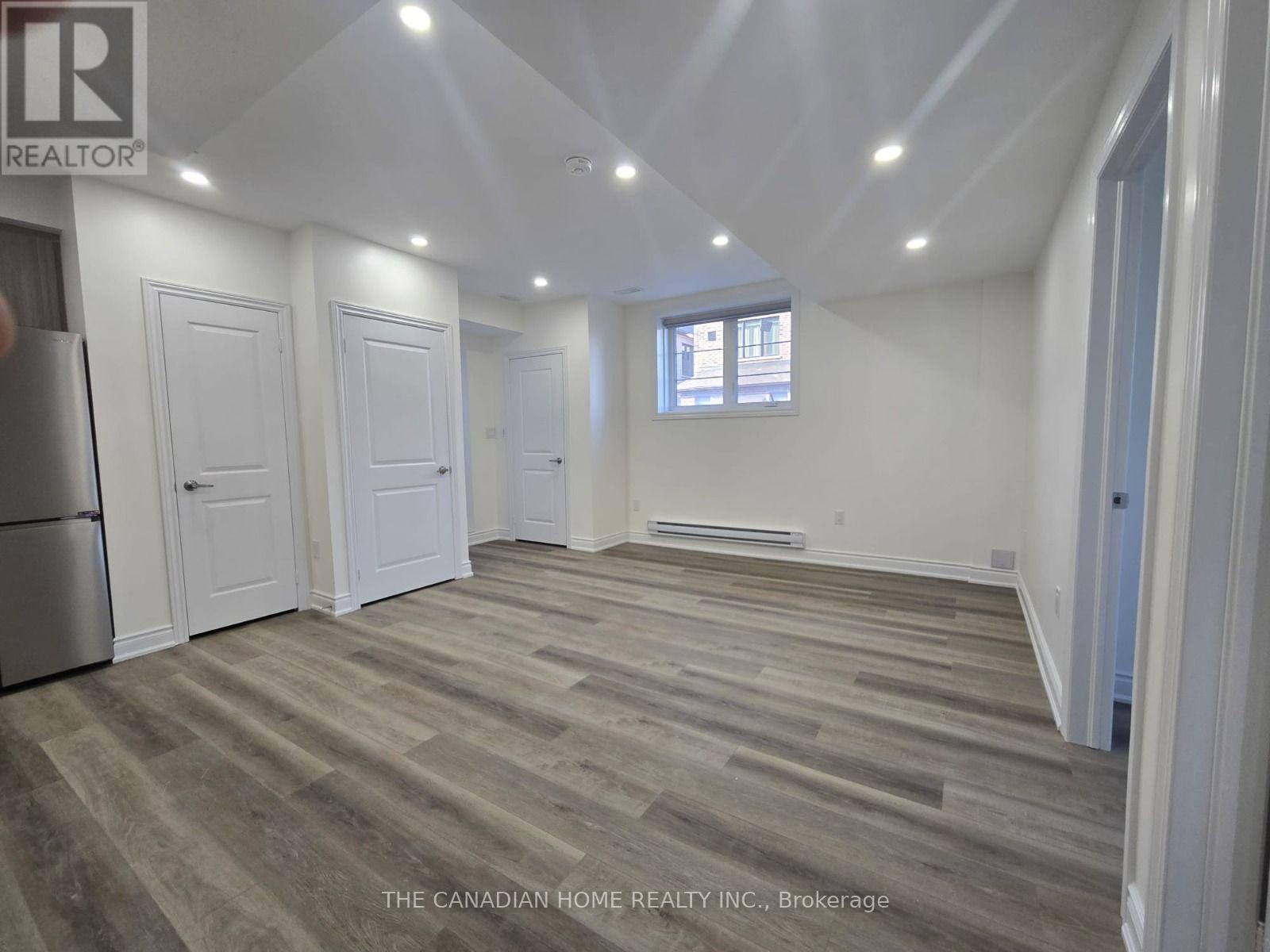 3155 Travertine Drive, Oakville, Ontario  L6M 5N7 - Photo 5 - W13698922