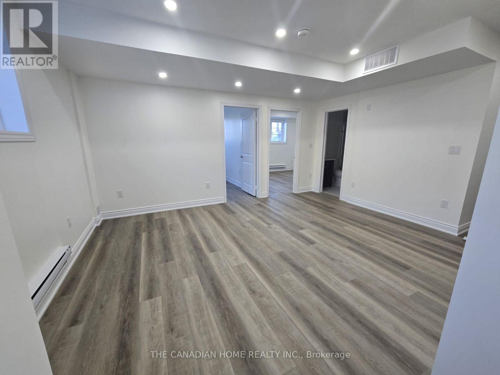 3155 Travertine Drive, Oakville, Ontario  L6M 5N7 - Photo 12 - W13698922