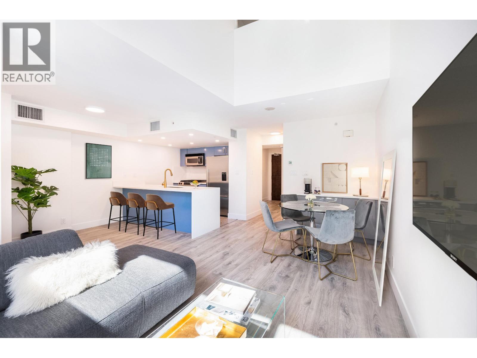 Th8 168 E Esplanade Avenue, North Vancouver, British Columbia  V7L 4X8 - Photo 8 - R3152703