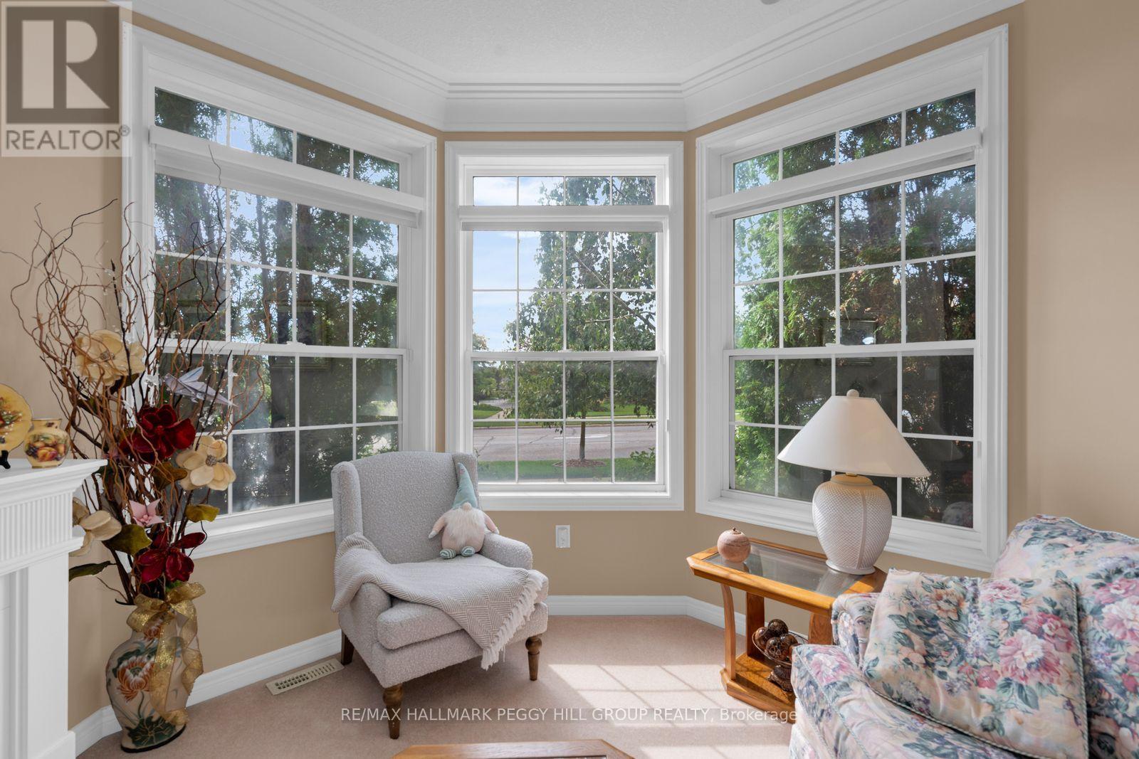 5 Sandringham Drive, Barrie, Ontario  L4N 0J9 - Photo 7 - S13756788