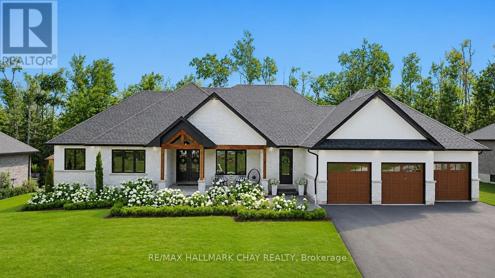 11 BYERS STREET, Springwater, Ontario