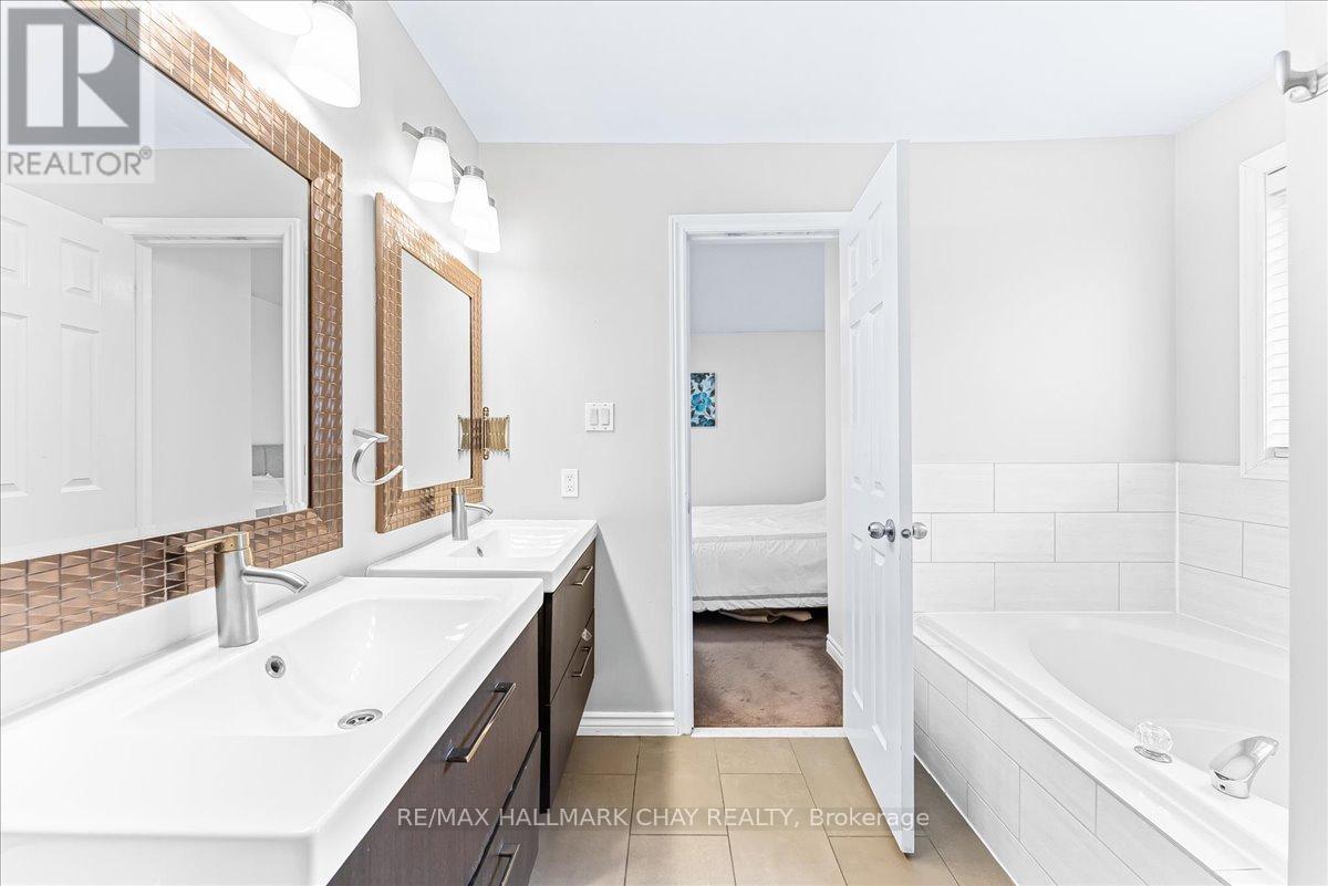 3 Bell Street, Barrie, Ontario  L4N 0J2 - Photo 24 - S13756886