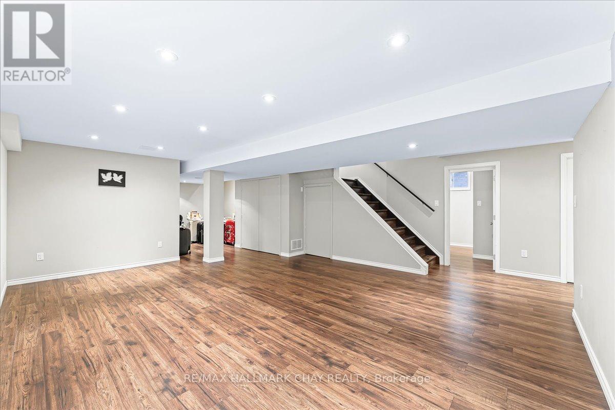 3 Bell Street, Barrie, Ontario  L4N 0J2 - Photo 28 - S13756886