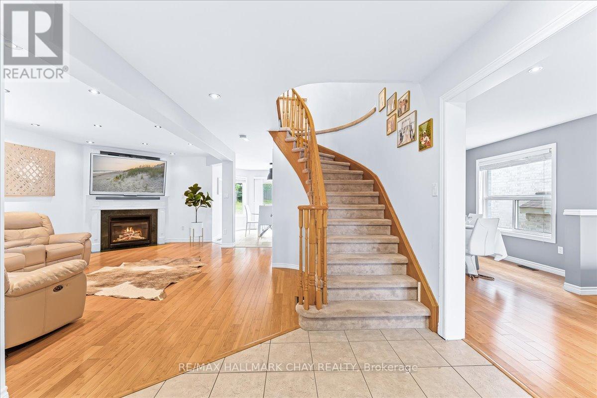 3 Bell Street, Barrie, Ontario  L4N 0J2 - Photo 8 - S13756886