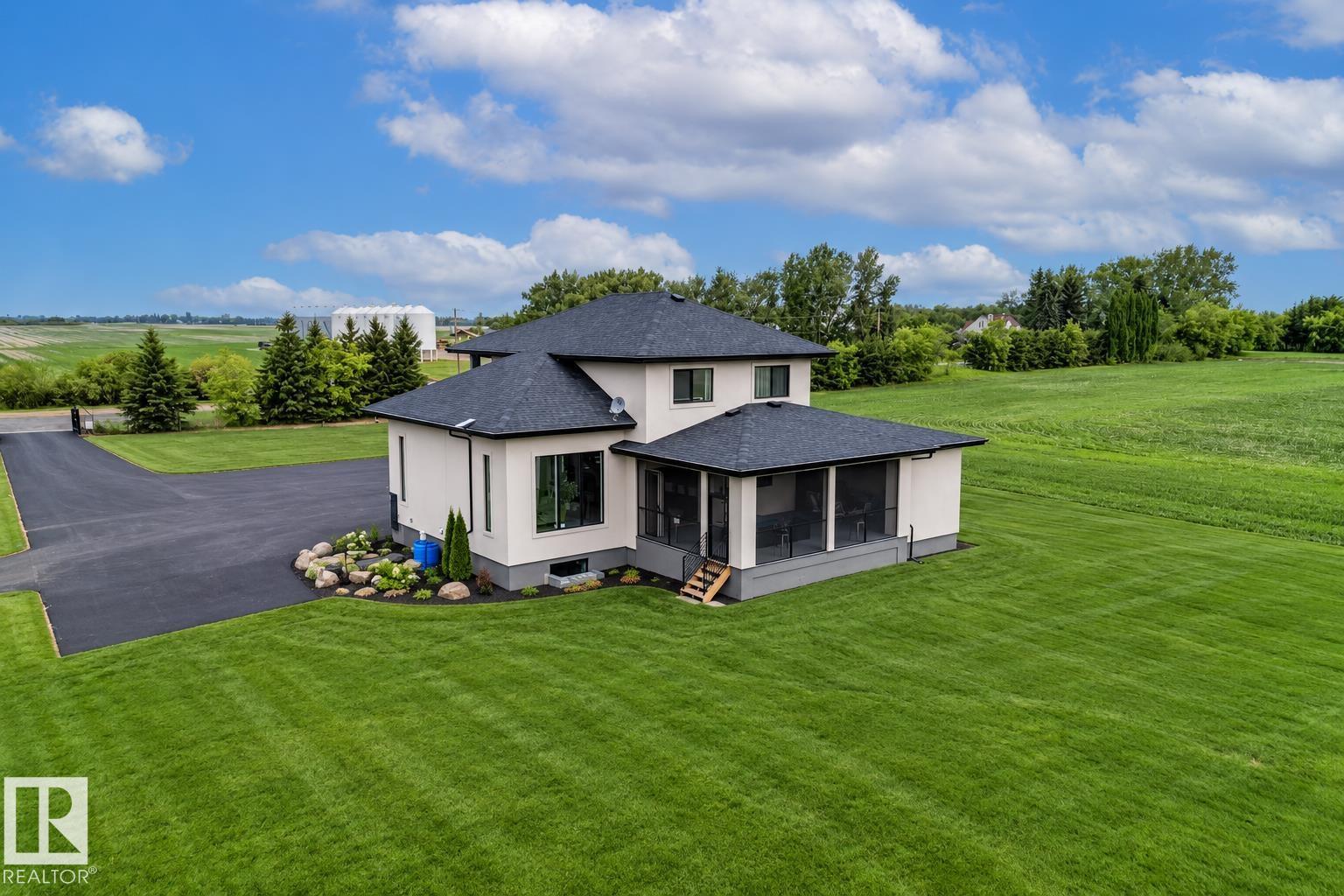 55017 Rge Road 254, Rural Sturgeon County, Alberta  T8T 0T2 - Photo 2 - E4507578