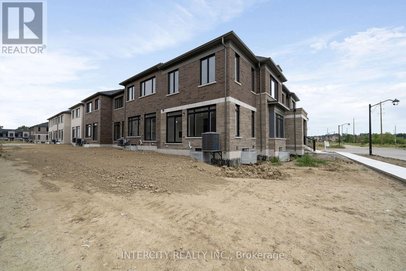 20-104 - 13969 Chickadee Lane, Caledon (Bolton West), Ontario  L7E 4N1 - Photo 35 - W13756766
