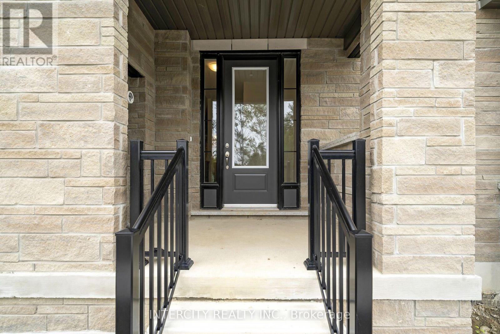 20-104 - 13969 Chickadee Lane, Caledon (Bolton West), Ontario  L7E 4N1 - Photo 4 - W13756766