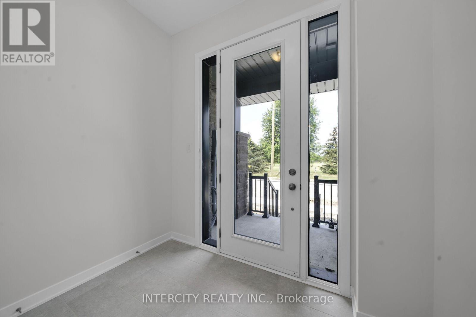 19-100 - 624 Glasgow Road, Caledon, Ontario  L7E 4N1 - Photo 3 - W13756786