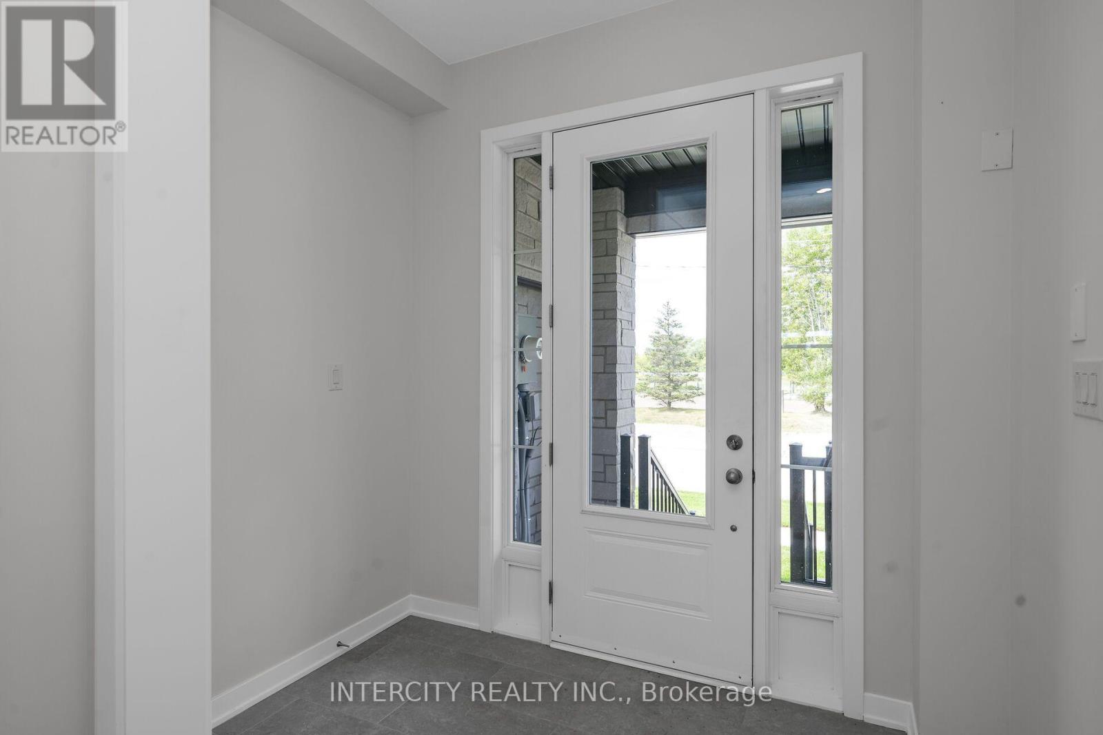 18-90 - 604 Glasgow Road, Caledon, Ontario  L7E 4N1 - Photo 3 - W13756790