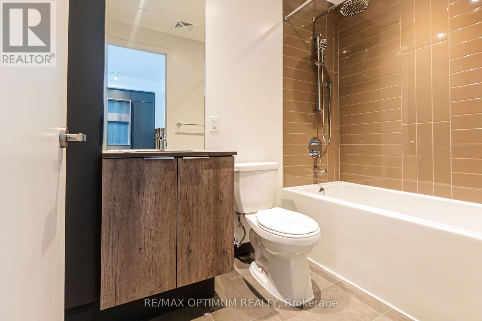 6201 - 448 Burnhampthrope Road, Mississauga, Ontario  L5B 0R4 - Photo 10 - W13756798