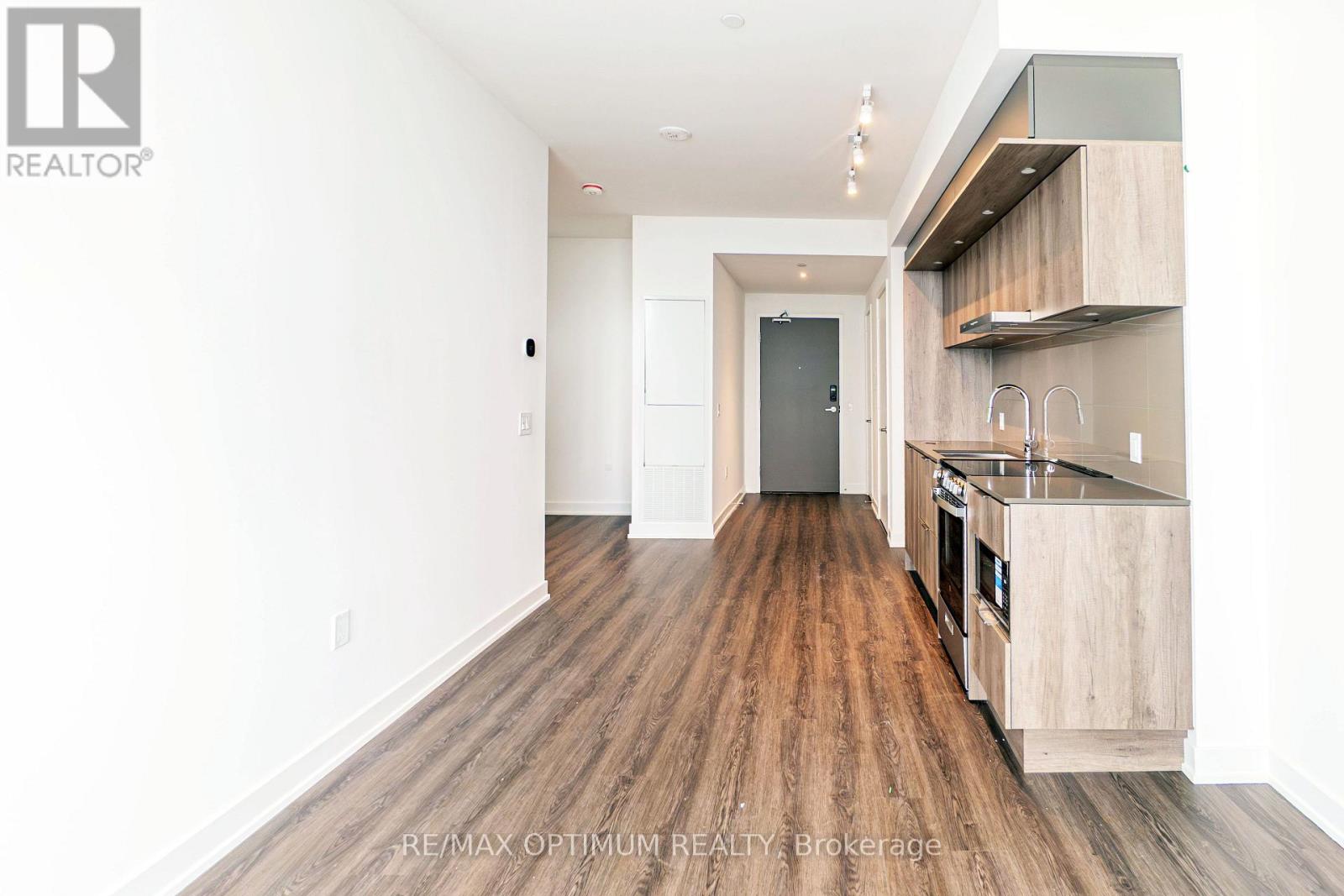 6201 - 448 Burnhampthrope Road, Mississauga, Ontario  L5B 0R4 - Photo 6 - W13756798