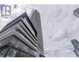 6201 - 448 BURNHAMPTHROPE ROAD, Mississauga, Ontario