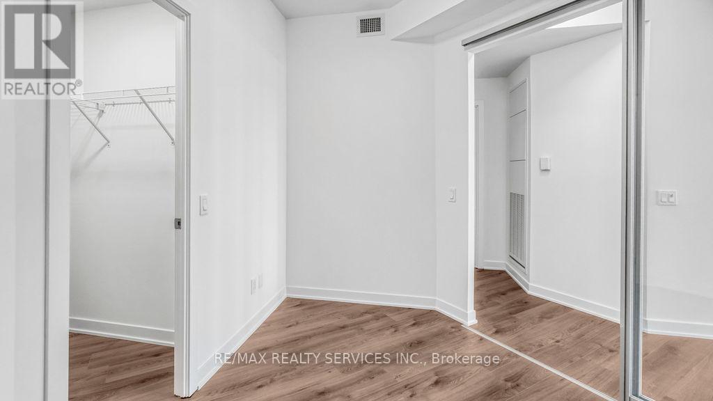 624 - 405 Dundas Street W, Oakville, Ontario  L6M 4P9 - Photo 19 - W13756802