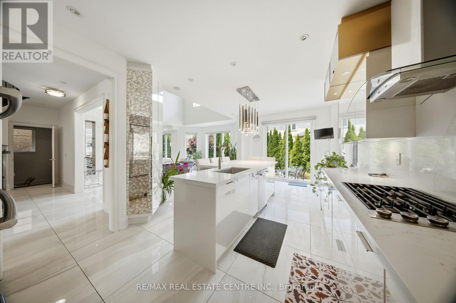 567 Bridgeview Road, Oakville, Ontario  L6M 0P2 - Photo 12 - W13756846