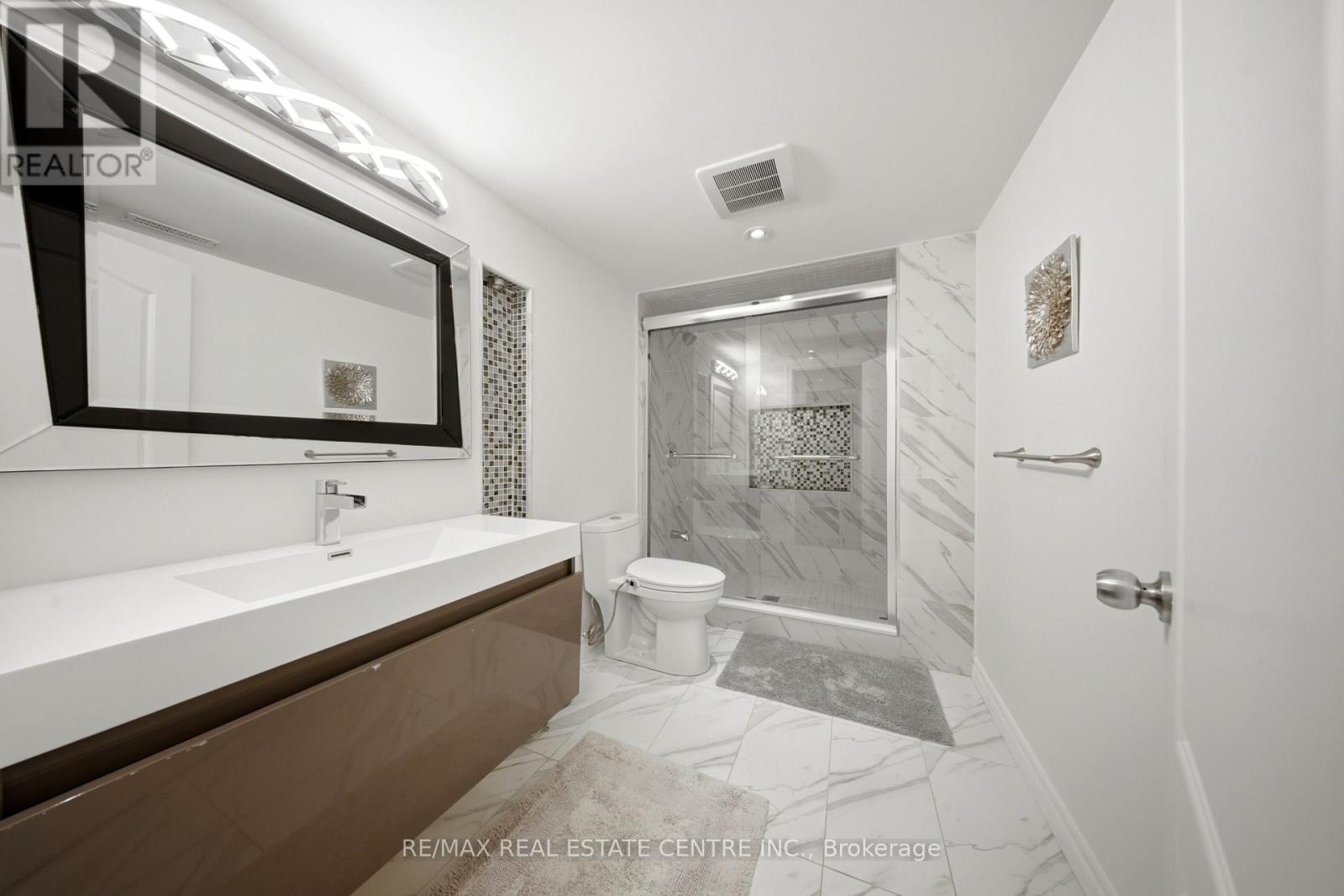 567 Bridgeview Road, Oakville, Ontario  L6M 0P2 - Photo 41 - W13756846