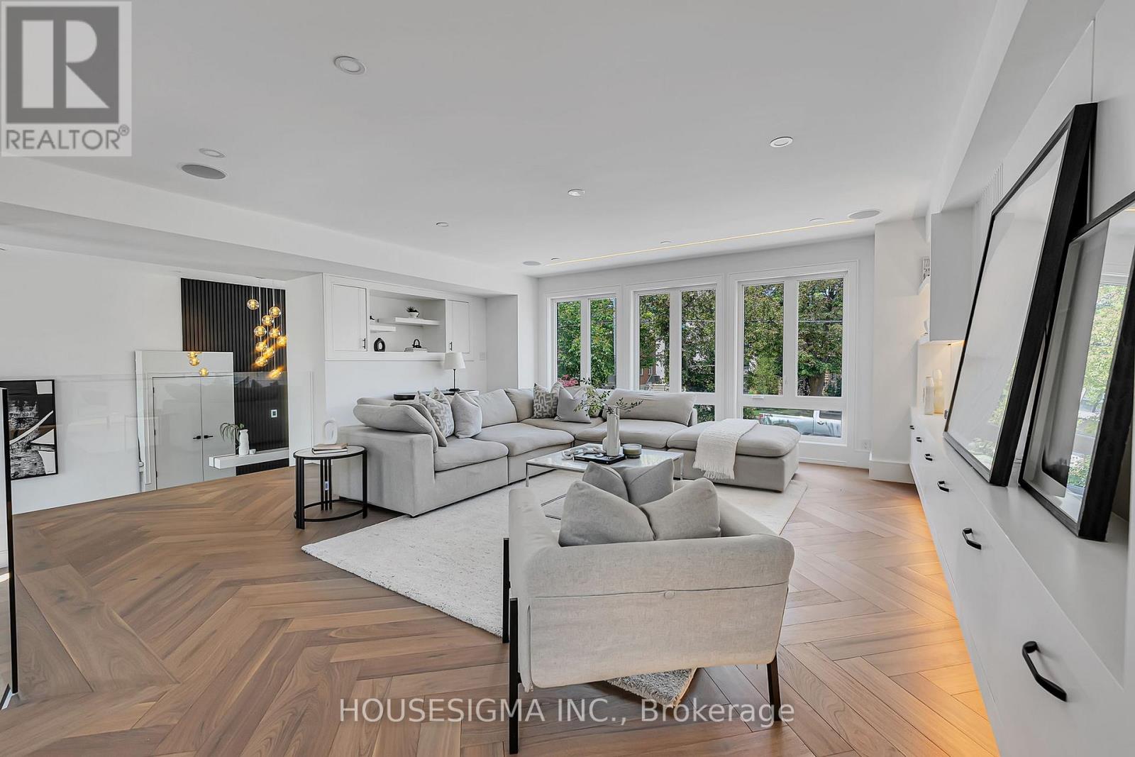 357 Glen Park Avenue, Toronto, Ontario  M6B 2E6 - Photo 16 - W13756906