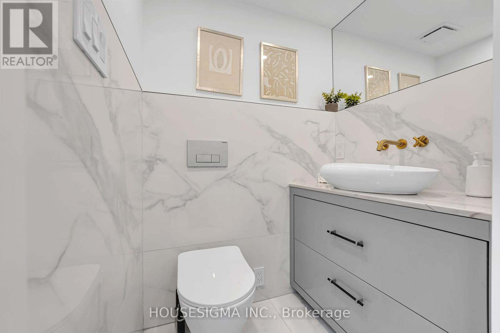 357 Glen Park Avenue, Toronto, Ontario  M6B 2E6 - Photo 18 - W13756906