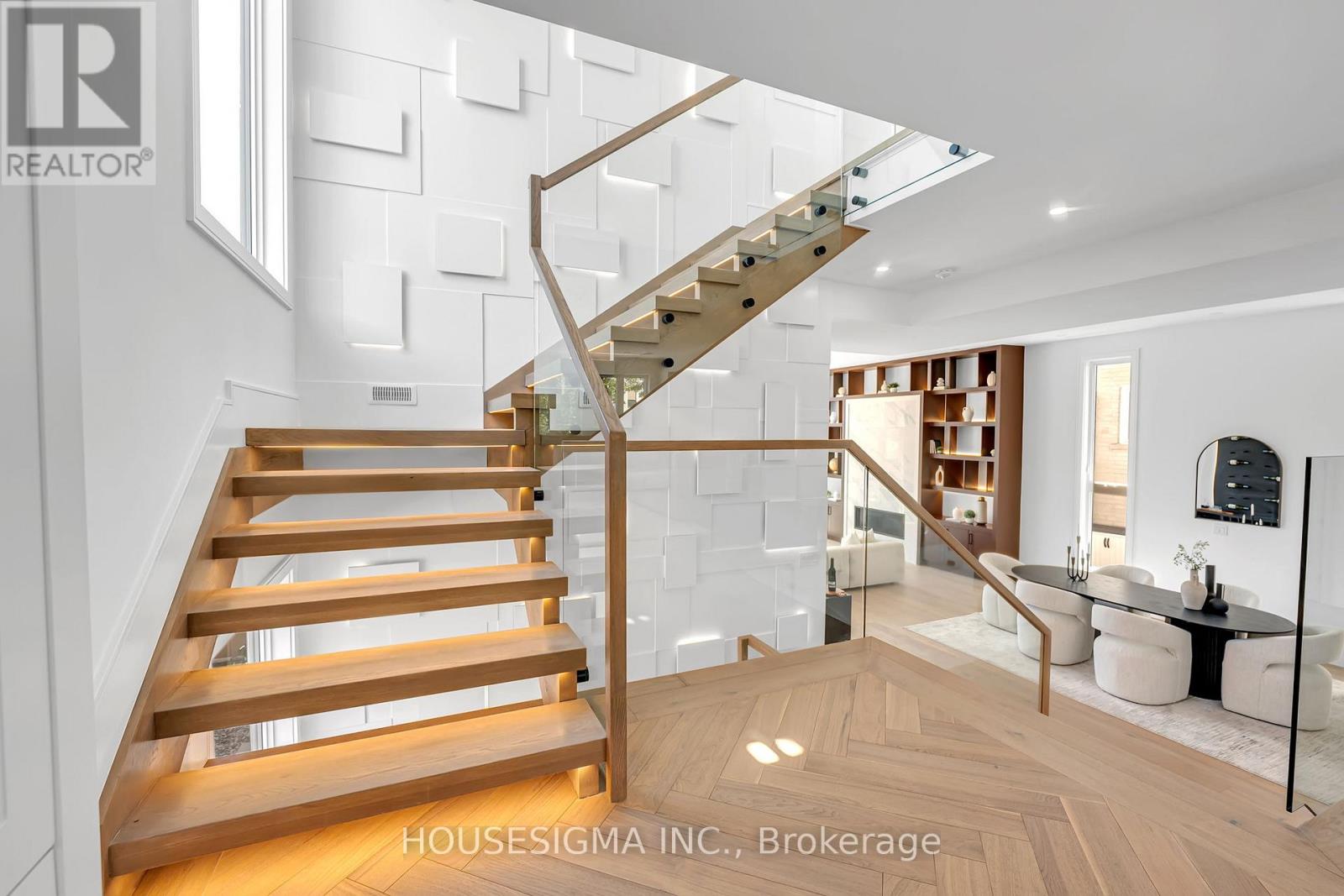 357 Glen Park Avenue, Toronto, Ontario  M6B 2E6 - Photo 19 - W13756906