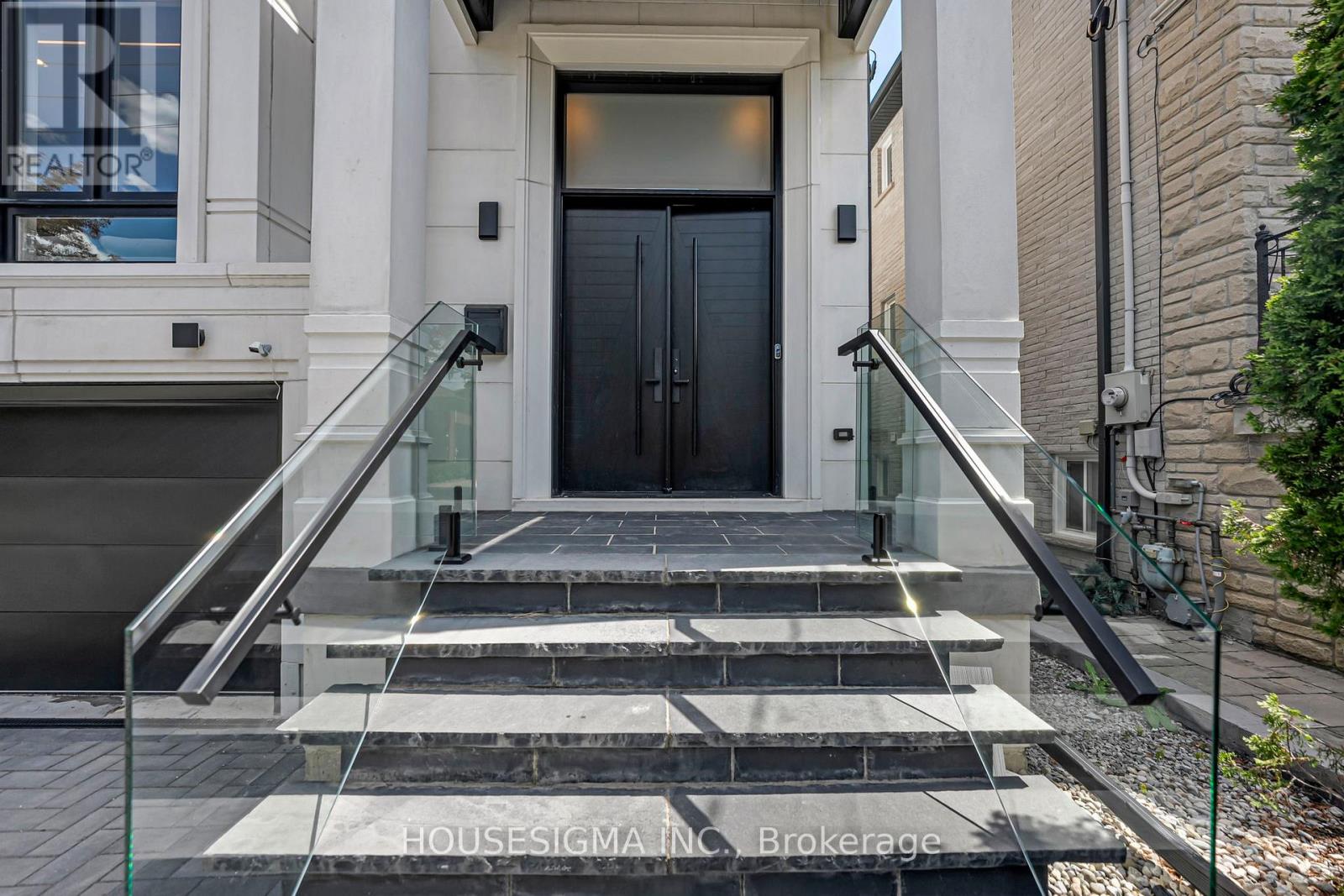 357 Glen Park Avenue, Toronto, Ontario  M6B 2E6 - Photo 2 - W13756906