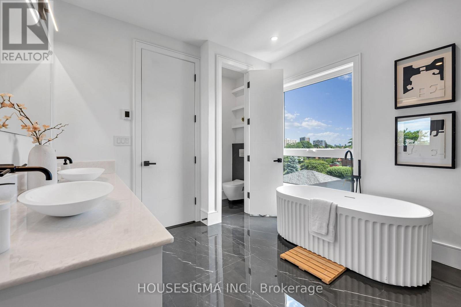 357 Glen Park Avenue, Toronto, Ontario  M6B 2E6 - Photo 24 - W13756906