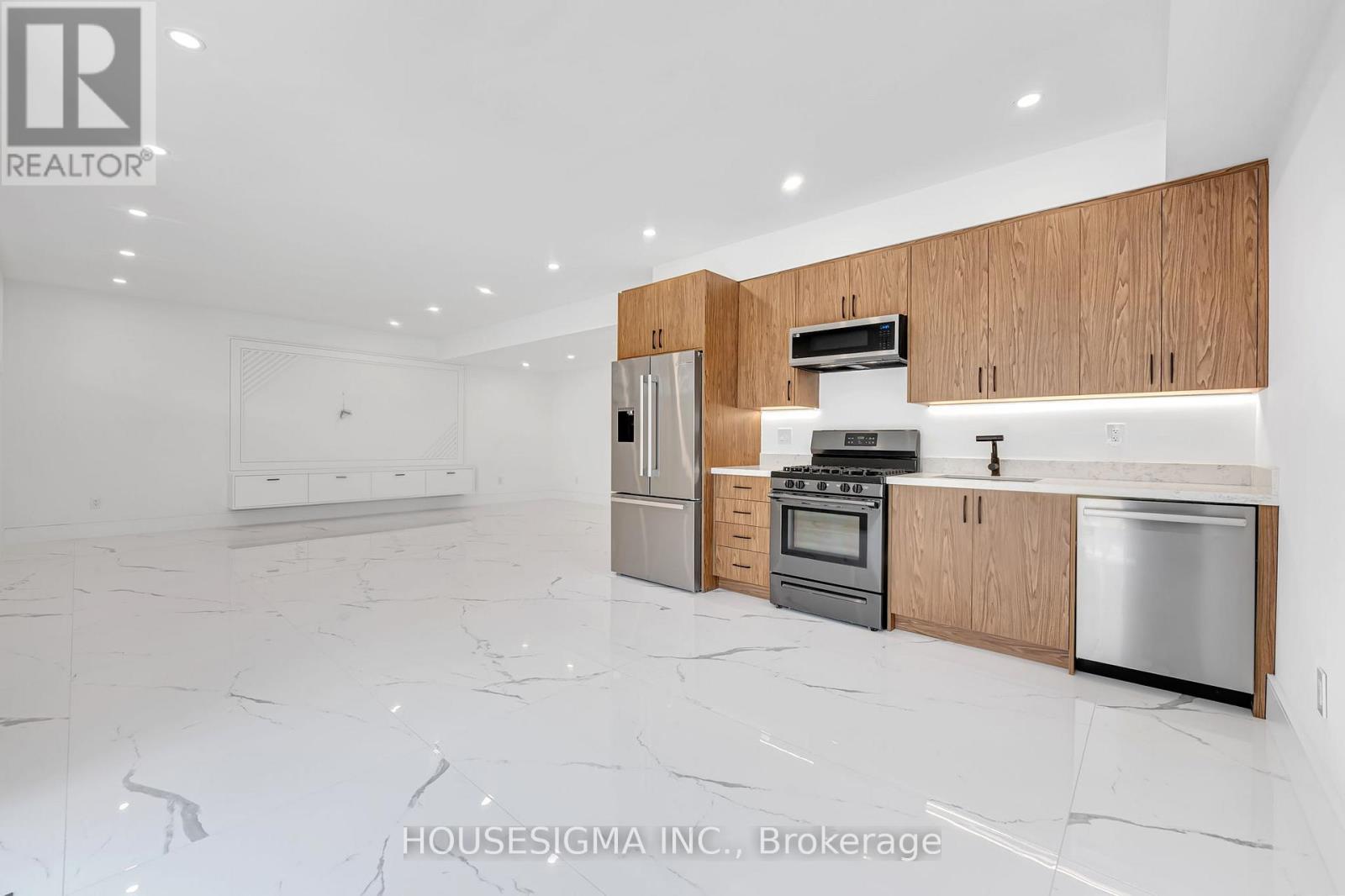 357 Glen Park Avenue, Toronto, Ontario  M6B 2E6 - Photo 38 - W13756906
