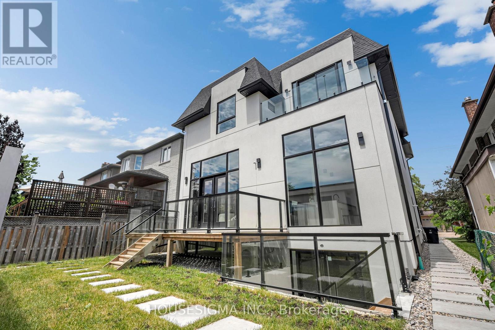 357 Glen Park Avenue, Toronto, Ontario  M6B 2E6 - Photo 39 - W13756906