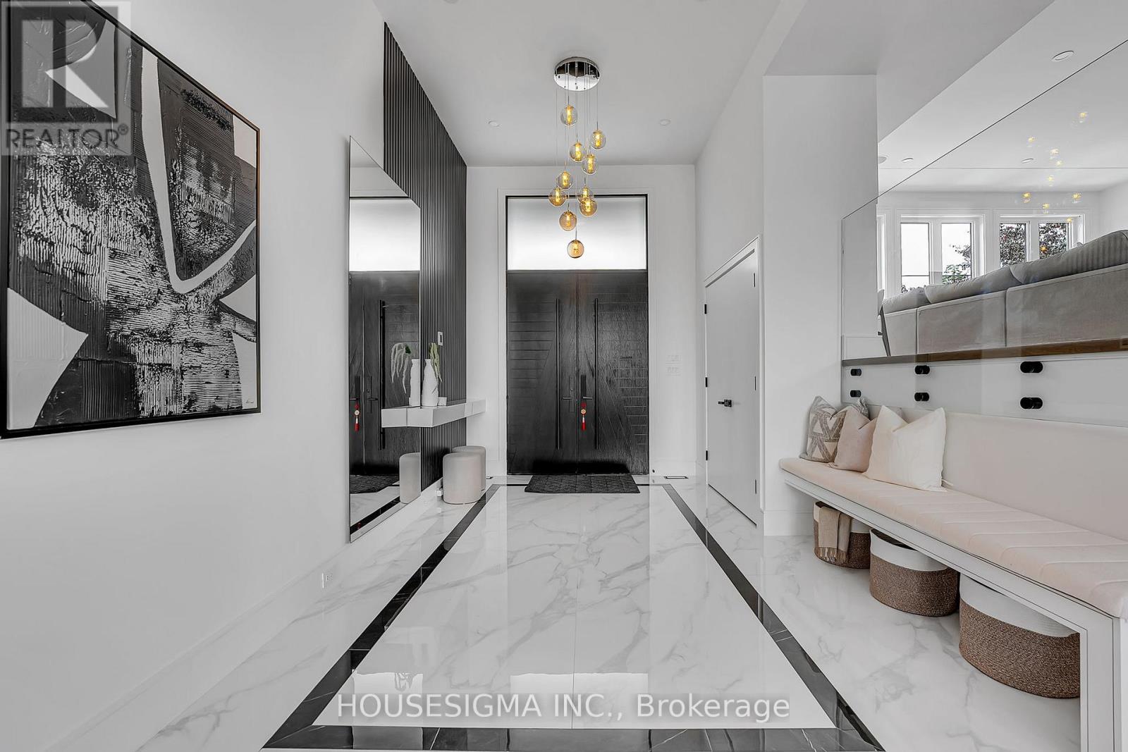 357 Glen Park Avenue, Toronto, Ontario  M6B 2E6 - Photo 4 - W13756906