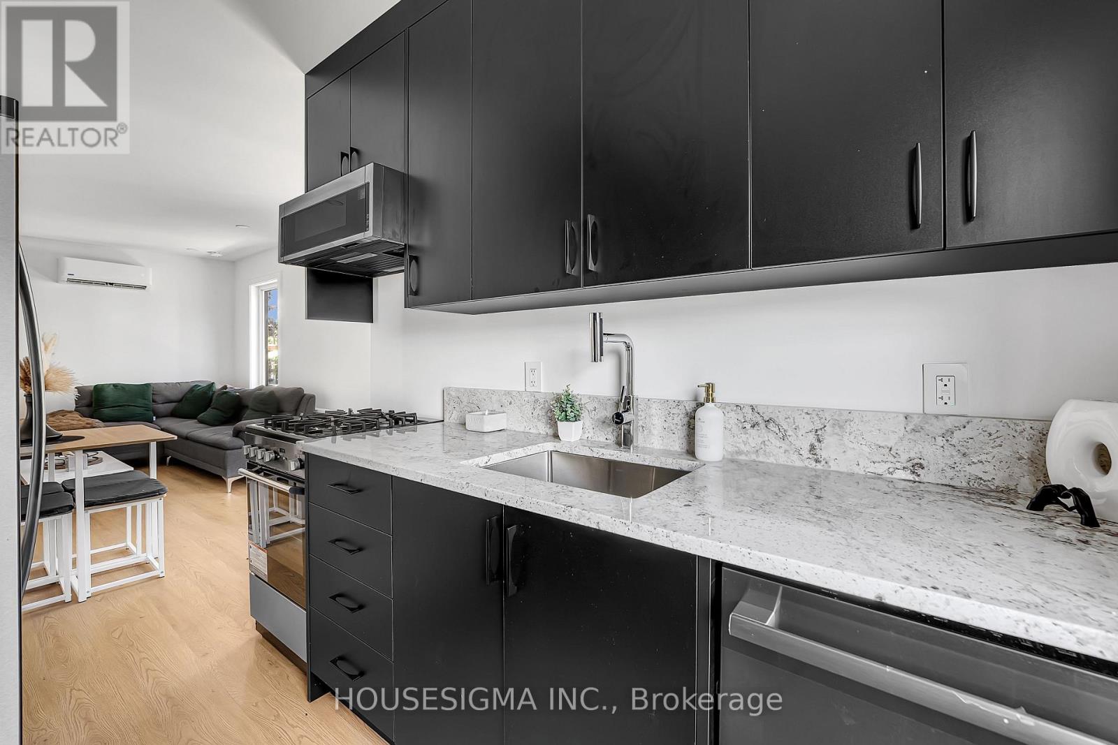 357 Glen Park Avenue, Toronto, Ontario  M6B 2E6 - Photo 42 - W13756906