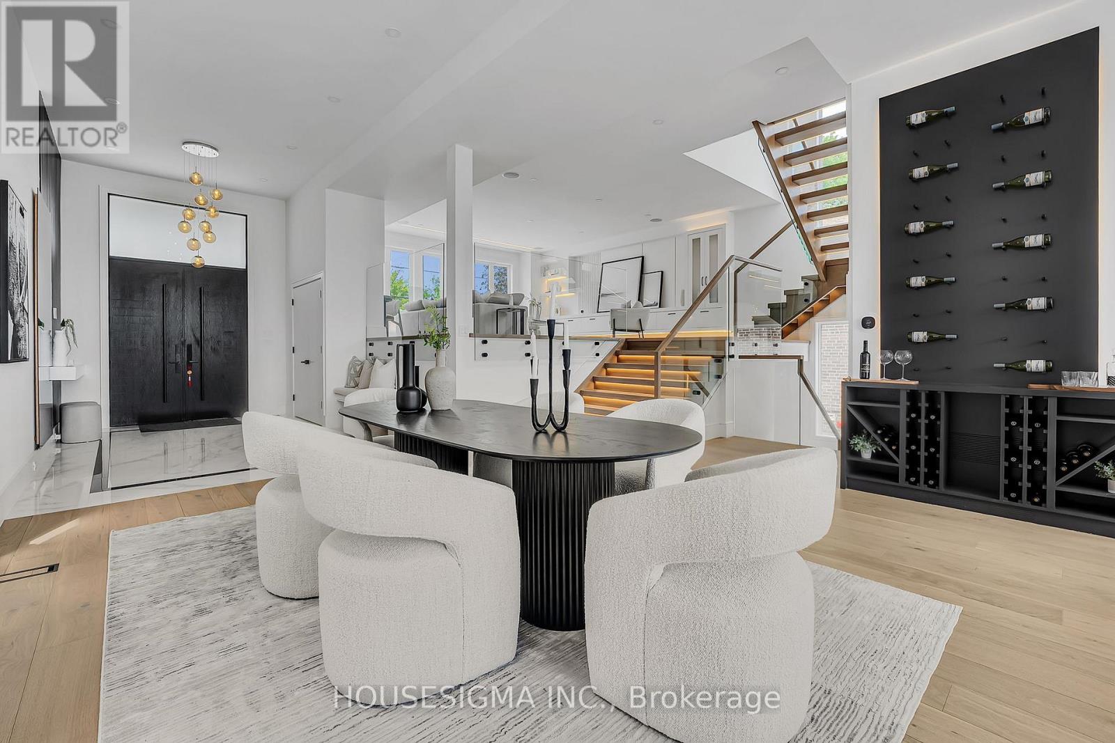 357 Glen Park Avenue, Toronto, Ontario  M6B 2E6 - Photo 5 - W13756906