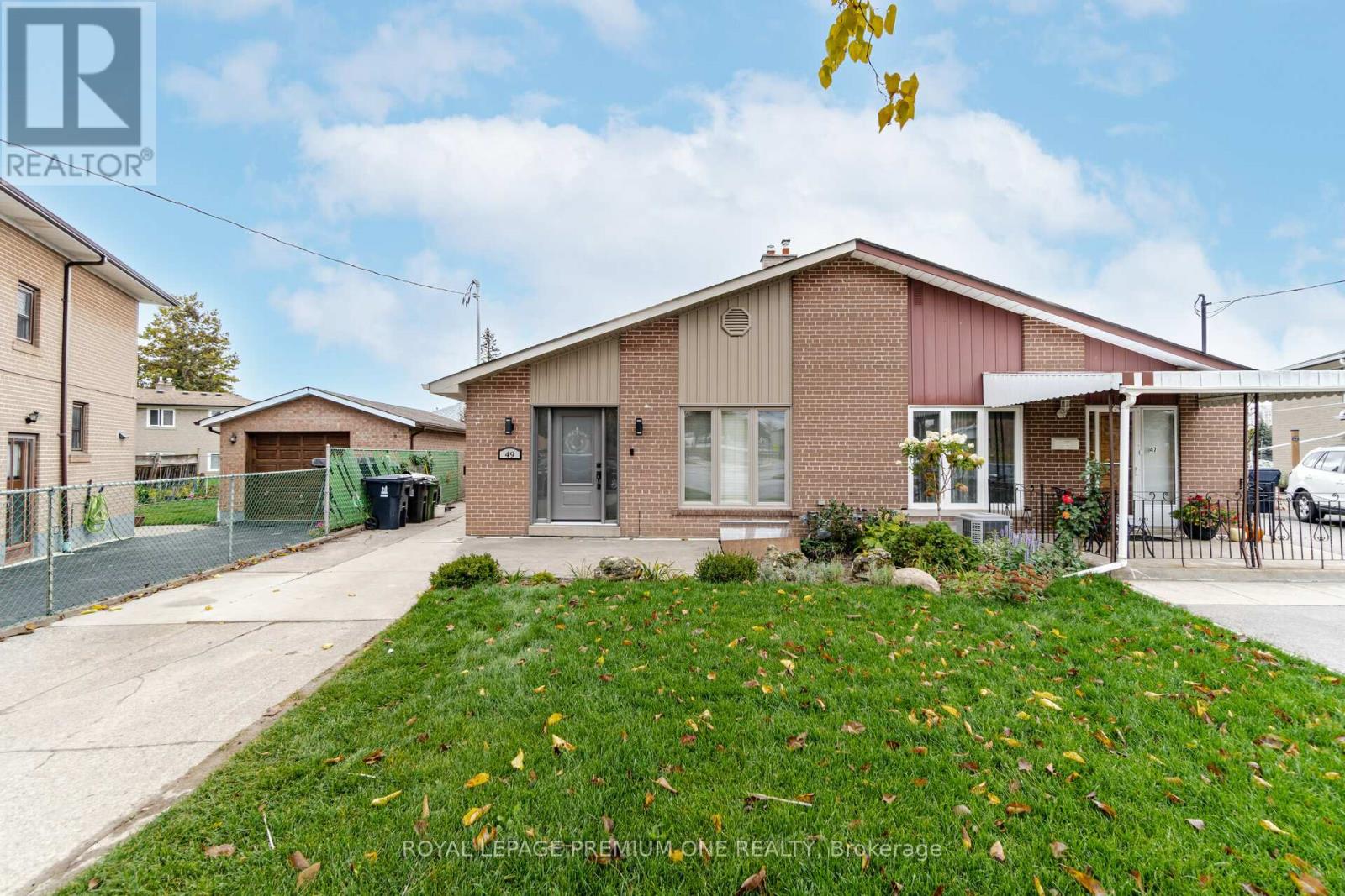 49 GULFSTREAM ROAD E, Toronto, Ontario