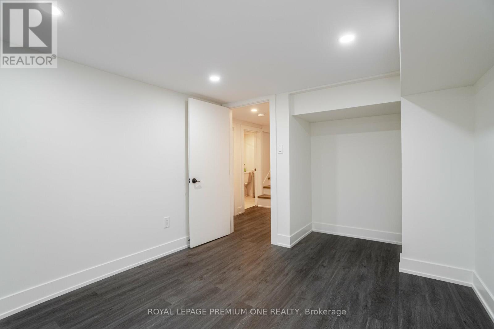 49 Gulfstream Road E, Toronto, Ontario  M9M 1S4 - Photo 28 - W13757022