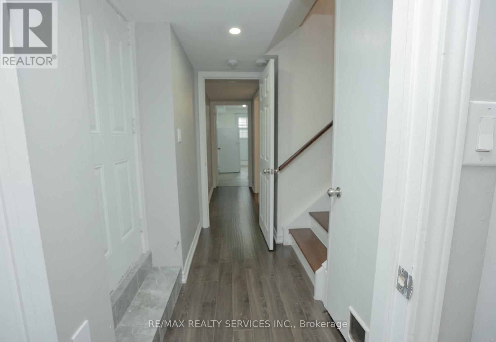 3469 Caplan Crescent, Burlington, Ontario  L7N 2P9 - Photo 31 - W13757052