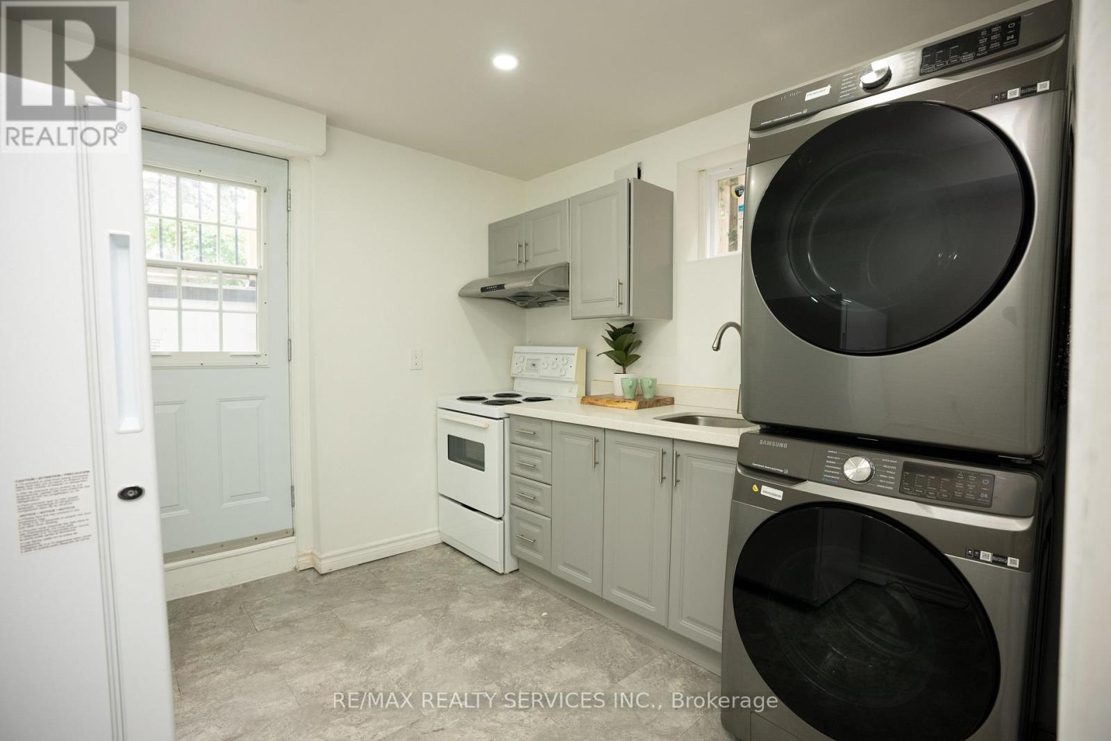 3469 Caplan Crescent, Burlington, Ontario  L7N 2P9 - Photo 34 - W13757052