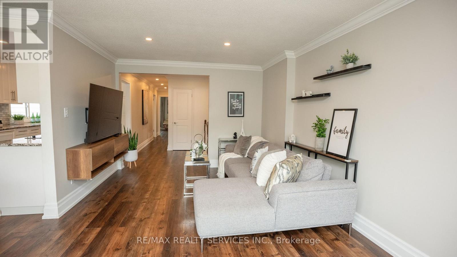 3469 Caplan Crescent, Burlington, Ontario  L7N 2P9 - Photo 5 - W13757052