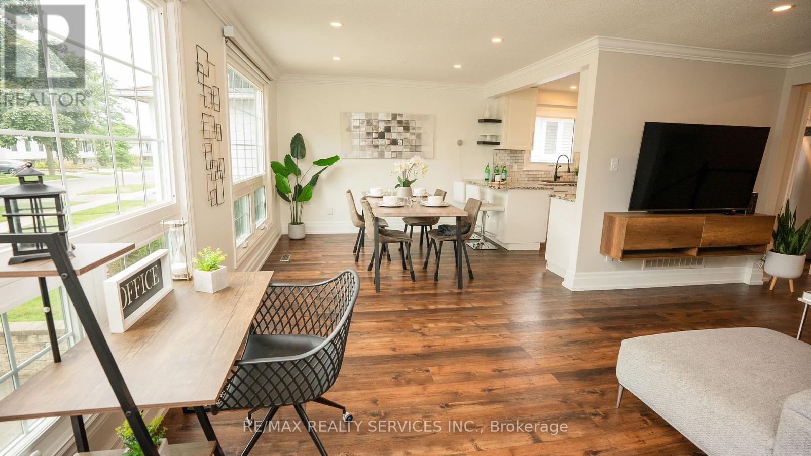 3469 Caplan Crescent, Burlington, Ontario  L7N 2P9 - Photo 6 - W13757052