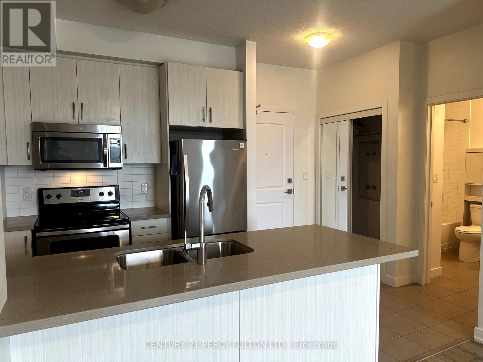 324 - 35 Southshore Crescent, Hamilton, Ontario  L8E 0J2 - Photo 5 - X13756818