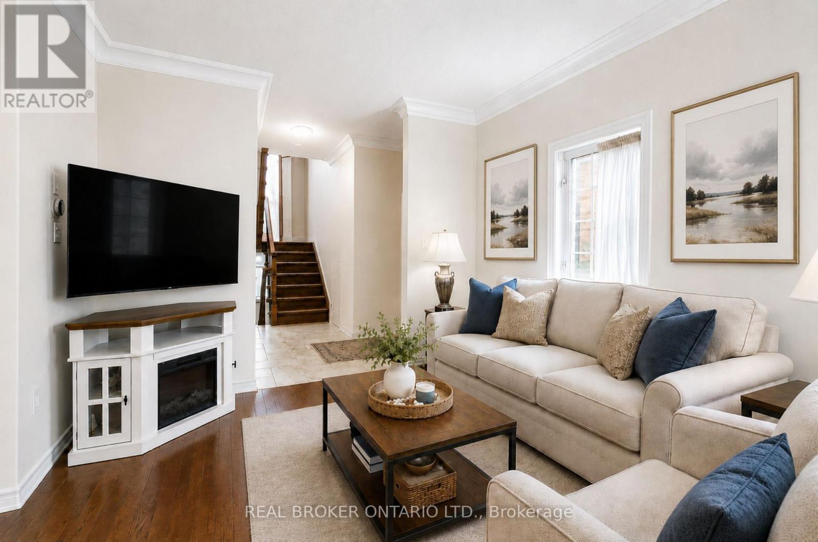 5 Liddycoat Lane, Hamilton, Ontario  L9G 0A7 - Photo 1 - X13756932