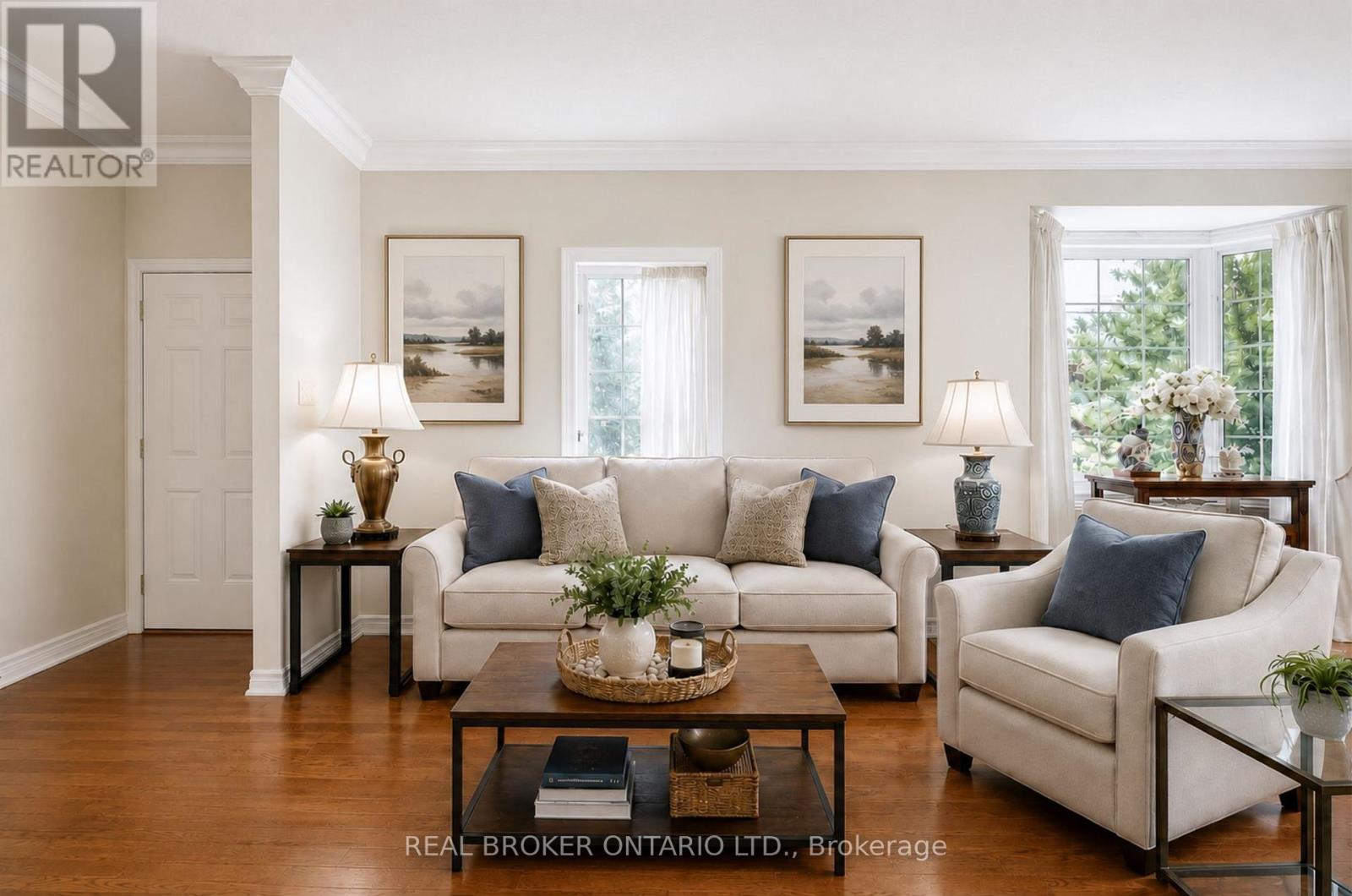 5 Liddycoat Lane, Hamilton, Ontario  L9G 0A7 - Photo 4 - X13756932
