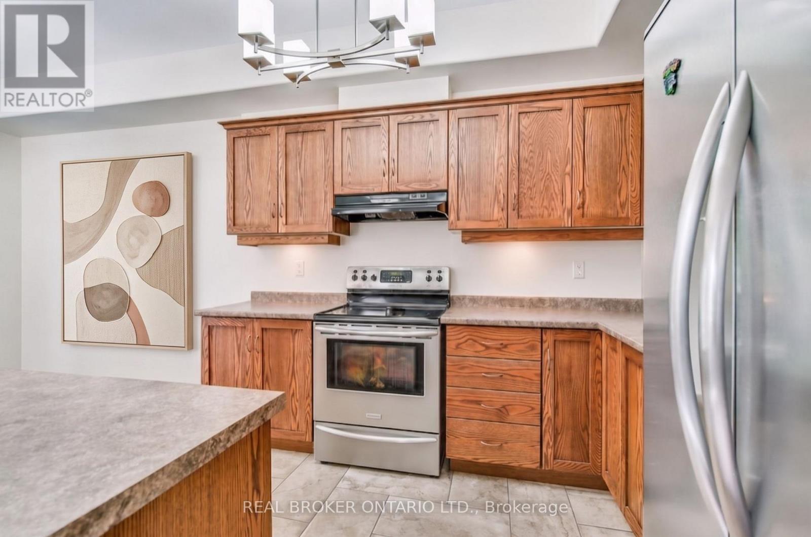 5 Liddycoat Lane, Hamilton, Ontario  L9G 0A7 - Photo 6 - X13756932