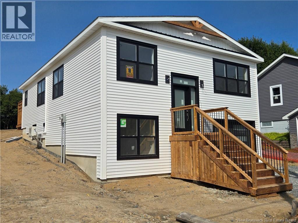 511 Gibson Street, Fredericton, New Brunswick  E3A 4E8 - Photo 2 - NB134288