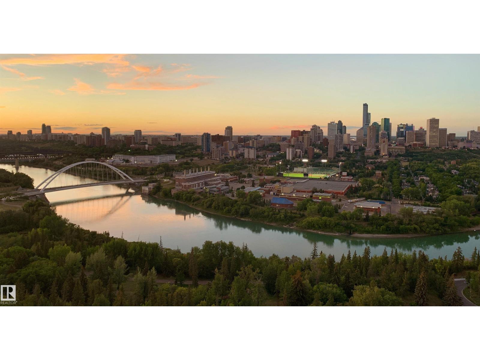 #2005 10149 SASKATCHEWAN DR NW, Edmonton, Alberta
