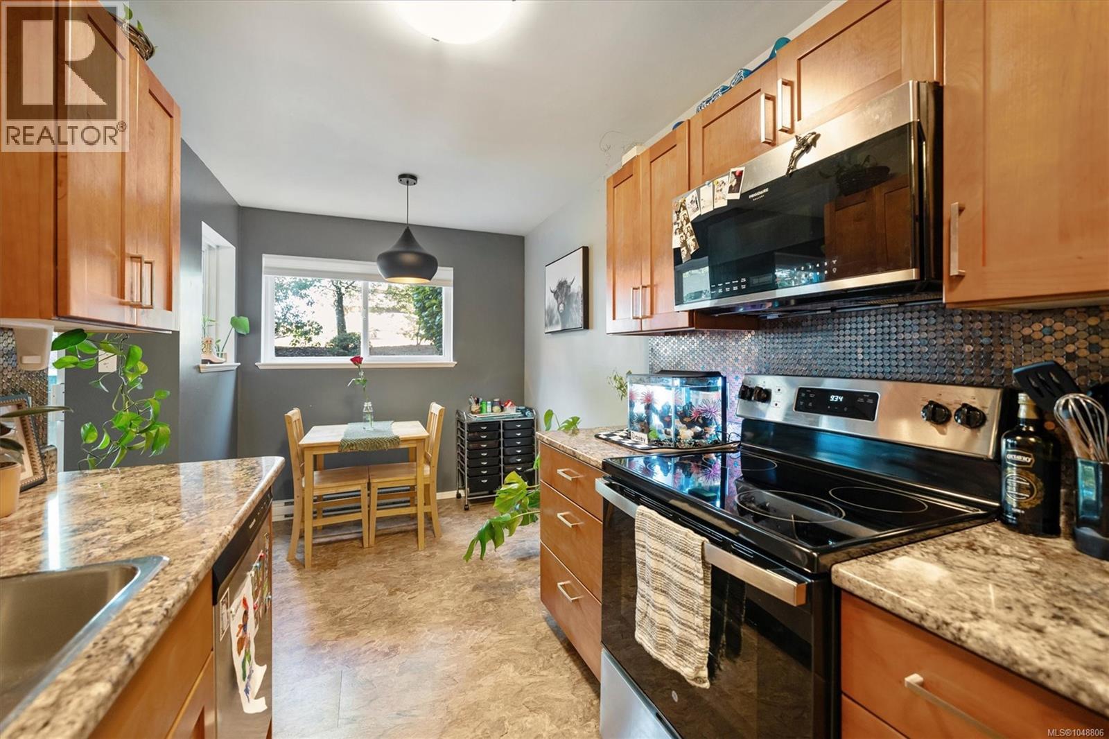 109c 698 Aspen Rd, Comox, British Columbia  V3S 3S9 - Photo 6 - 1048806