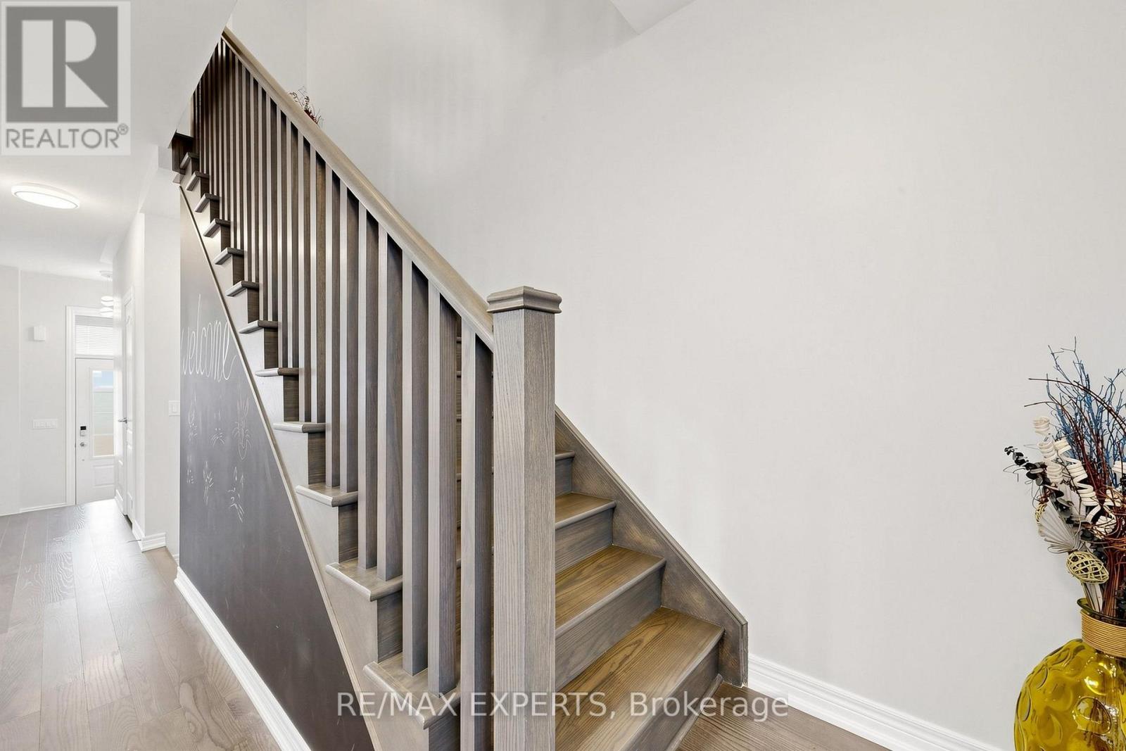 9 Applegate Drive, East Gwillimbury, Ontario  L9N 0R2 - Photo 18 - N13755112