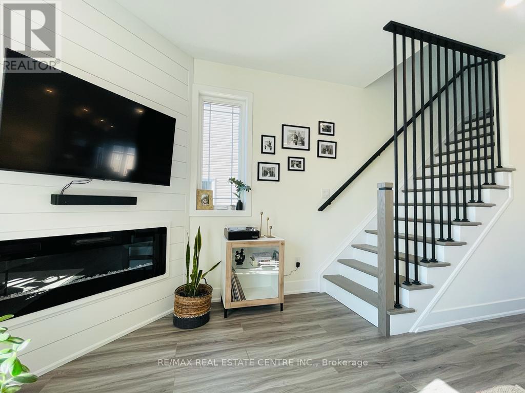 49 Edenrock Drive, Hamilton, Ontario  L8E 0G6 - Photo 12 - X13690364